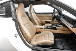 2020 Porsche 911 Carrera