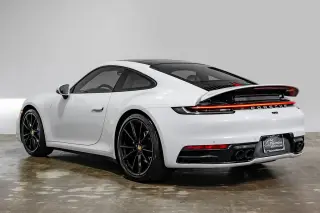 2020 Porsche 911 Carrera