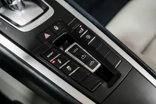 2017 Porsche 911 Carrera