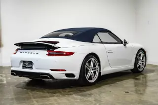 2017 Porsche 911 Carrera