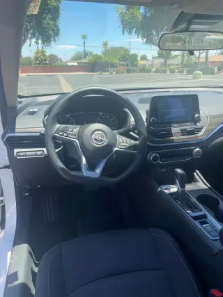 2025 Nissan Altima
