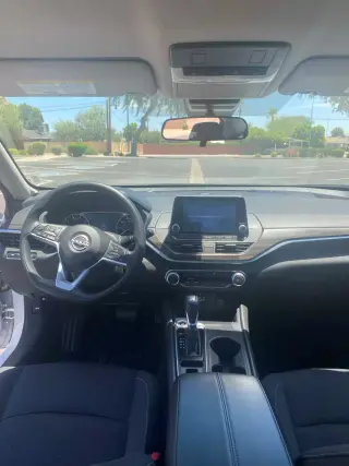 2025 Nissan Altima