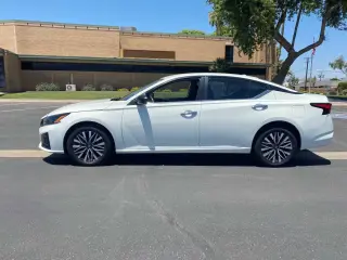 2025 Nissan Altima