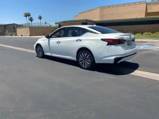 2025 Nissan Altima