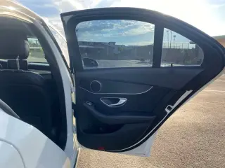2016 Mercedes-Benz C 300