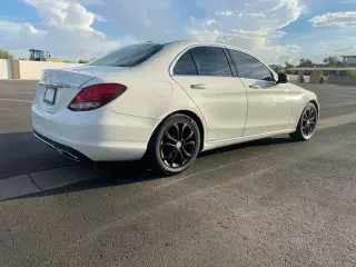 2016 Mercedes-Benz C 300