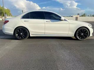 2016 Mercedes-Benz C 300