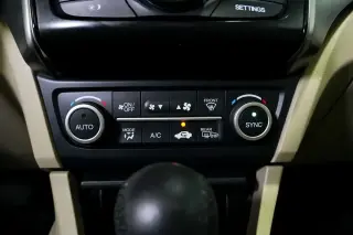 2016 Acura ILX w/Premium Pkg