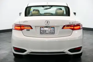 2016 Acura ILX w/Premium Pkg