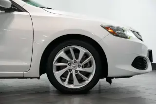 2016 Acura ILX w/Premium Pkg