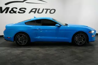 2022 Ford Mustang