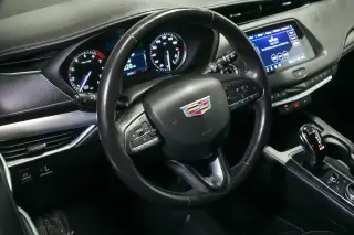 2023 Cadillac XT4 FWD Premium Luxury
