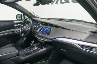 2023 Cadillac XT4 FWD Premium Luxury
