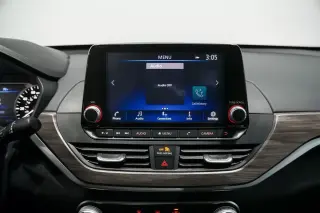 2025 Nissan Altima