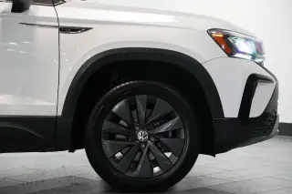 2023 Volkswagen Taos