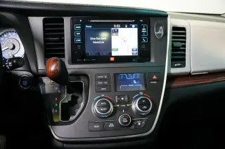 2016 Toyota Sienna