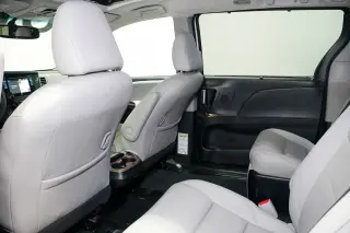 2016 Toyota Sienna