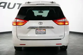 2016 Toyota Sienna
