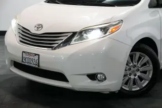 2016 Toyota Sienna