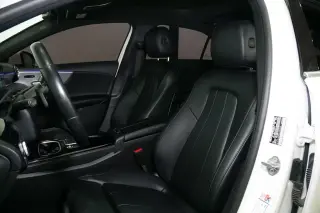 2022 Mercedes-Benz A 220