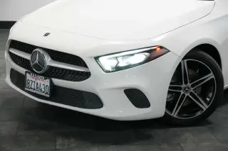 2022 Mercedes-Benz A 220