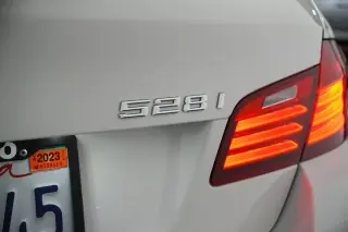 2015 BMW 5 Series 528i