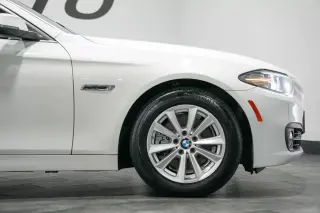 2015 BMW 5 Series 528i