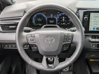 Toyota Camry 2025 SE 4dr Sedan