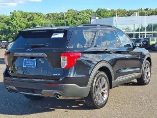 Ford Explorer 2023 AWD XLT 4dr SUV