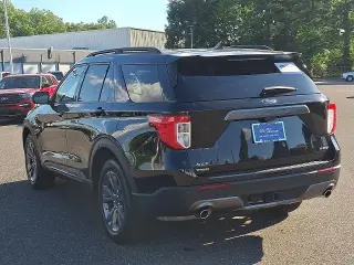 Ford Explorer 2023 AWD XLT 4dr SUV