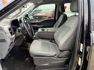 Ford F-150 2022 4x4 Lariat 4dr SuperCrew 5.5 ft. SB