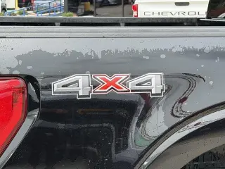 Ford F-150 2022 4x4 Lariat 4dr SuperCrew 5.5 ft. SB