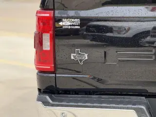 Ford F-150 2022 4x4 Lariat 4dr SuperCrew 5.5 ft. SB