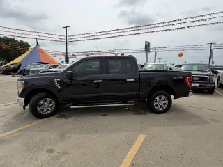 Ford F-150 2022 4x4 Lariat 4dr SuperCrew 5.5 ft. SB