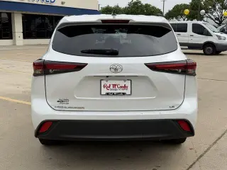 Toyota Highlander 2025 LE 4dr SUV