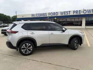 Nissan Rogue 2023 SV 4dr Crossover