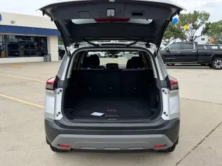 Nissan Rogue 2023 SV 4dr Crossover
