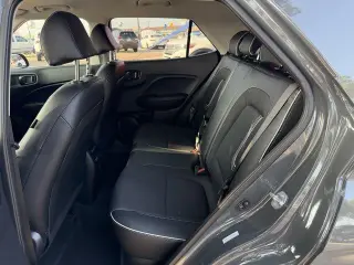 Hyundai VENUE 2025 SEL 4dr Crossover