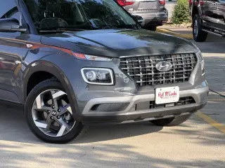 Hyundai VENUE 2025 SEL 4dr Crossover