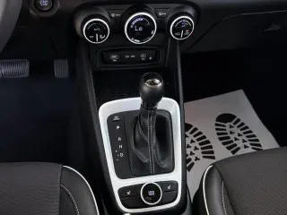 Hyundai VENUE 2025 SEL 4dr Crossover