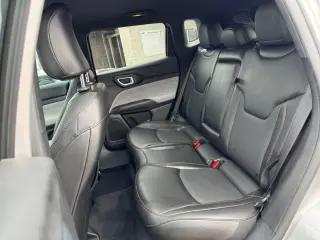 Jeep Compass 2023 4x4 Latitude Lux 4dr SUV
