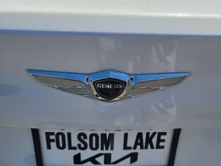 Genesis G80 2017 3.8 4dr Sedan