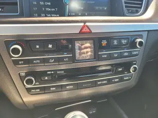 Genesis G80 2017 3.8 4dr Sedan