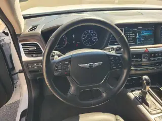Genesis G80 2017 3.8 4dr Sedan