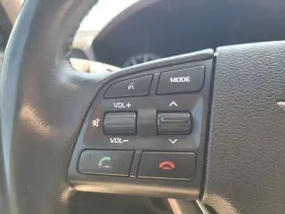 Genesis G80 2017 3.8 4dr Sedan