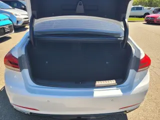 Genesis G80 2017 3.8 4dr Sedan