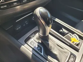 Genesis G80 2017 3.8 4dr Sedan
