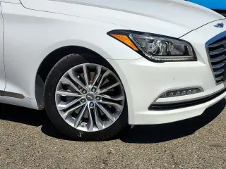 Genesis G80 2017 3.8 4dr Sedan