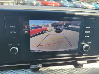 Kia Carnival 2023 LX 4dr Mini-Van