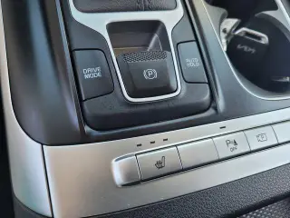 Kia Carnival 2023 LX 4dr Mini-Van
